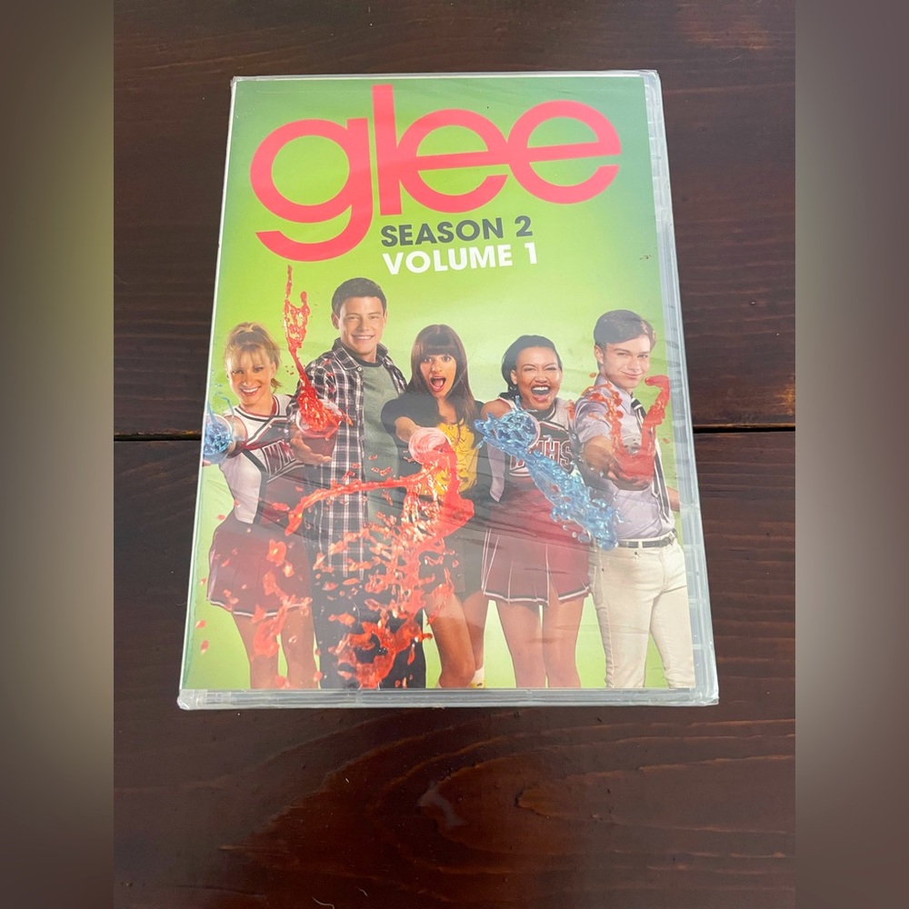 Glee season 2 volume 1